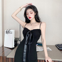Suspender dress female 2021 new waist thin temperament strap mid-length Hepburn style small black skirt female summer