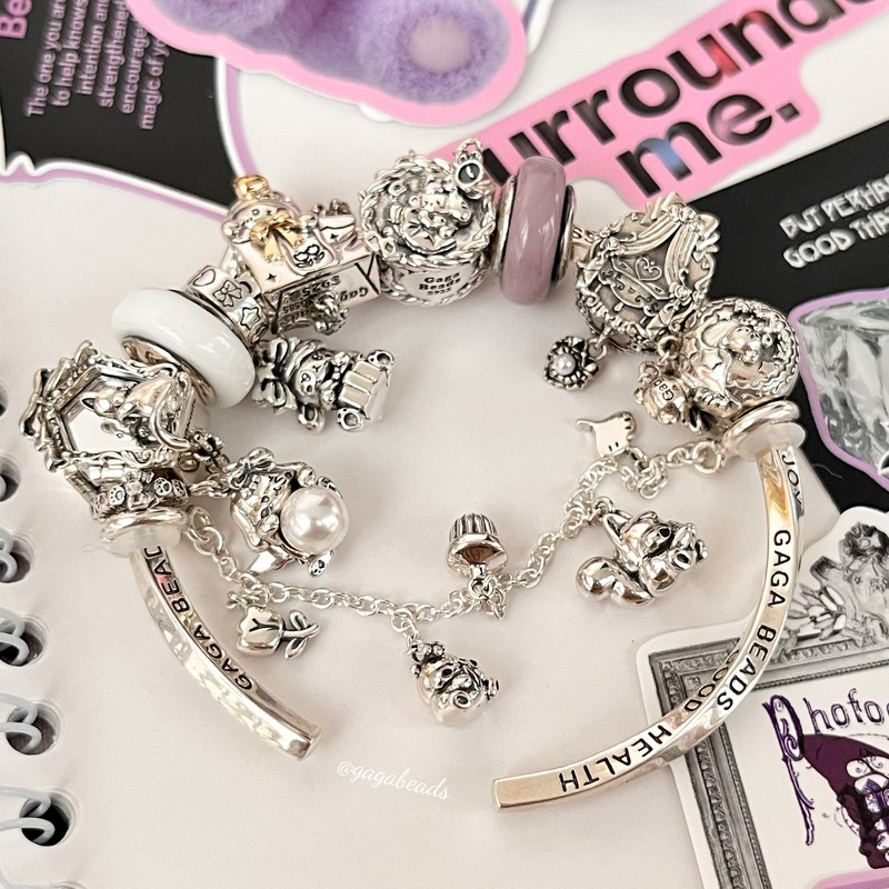 [in Stock] Let's Crack Some Sunflower Seeds Together! Original Beads Bracelet with Safety Chain Design Featuring Squirrels and Hamsters