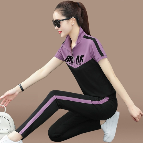 Спортивный костюм, модный комплект для отдыха, коллекция 2021, для бега, в западном стиле, облегающий крой, короткий рукав