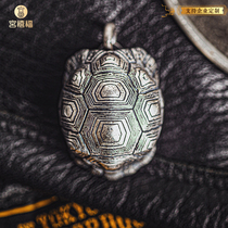 New innovation Palace style Palace style State of the wind China Chauven Worm Original Pure Silver Wu Tortoise Shell Bell Key Button Pendant Pendant
