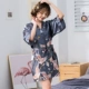 Kích thước lớn vài bộ đồ ngủ sexy phụ nữ mùa xuân, mùa hè và mùa thu bộ đồ ngủ dài trung niên lỏng lẻo áo choàng tắm lụa băng mỏng dịch vụ tại nhà kimono - Night Robe