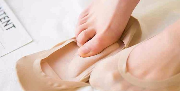Hàn Quốc đệm không khí 3D băng lụa vớ vớ nông vô hình vớ silicone trượt phụ nữ vớ với giày cao gót vớ tất cao cổ nam