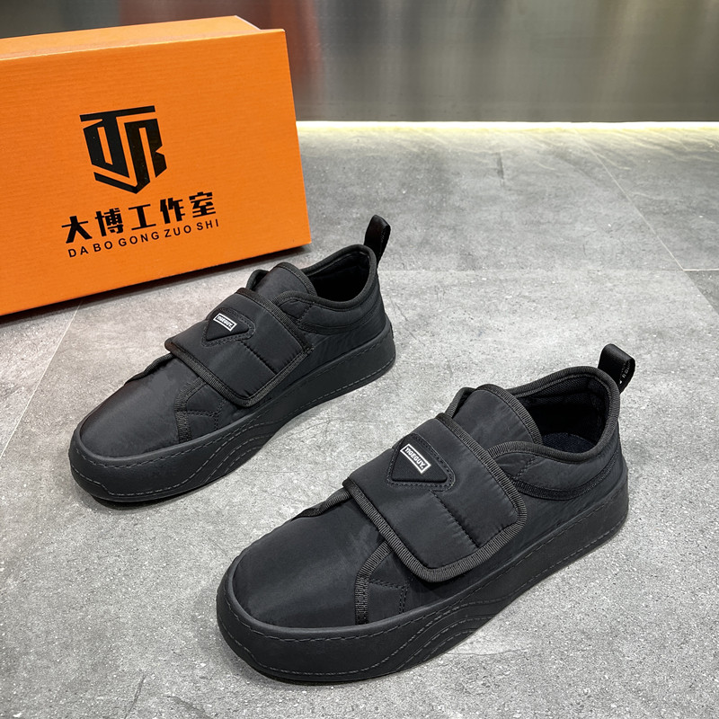 Cotton shoes men winter 2022 new soft soles one - foot lazy shoes trend and low - helped casual shoes men's plate shoes