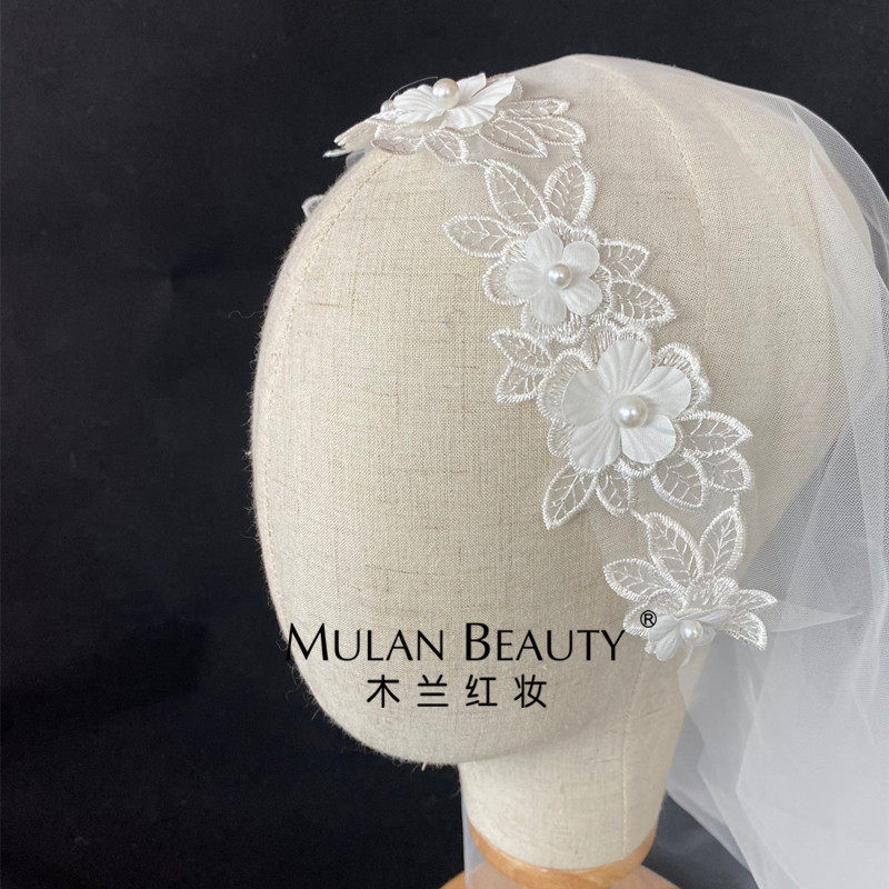 Retro Korean-style bridal head yarn Monolayer Lace Flowers Wedding Pearl Headwear Brigade Pat on the Genuine Styling Long Trailing