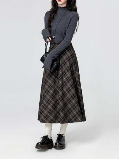Retro plaid high-waisted skirt for women autumn and winter 2026 new autumn design plaid A-line mid-length skirt