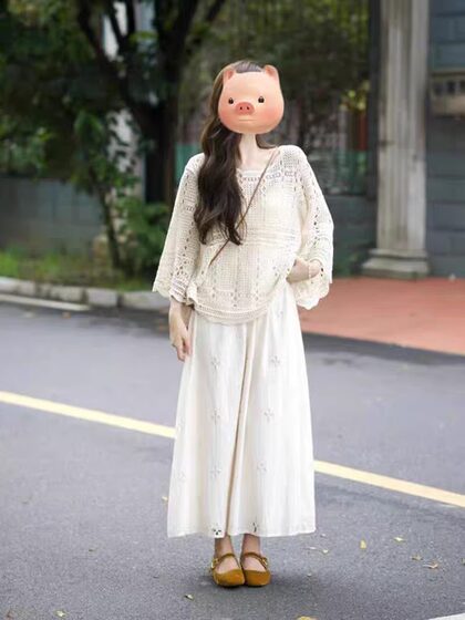 Hollow-Out Long-Sleeved Knitted Sweater for Women, Summer Outerwear, New Loose Round Neck Bell-Sleeve Sun Protection Top, Air-Conditioning Cover-Up