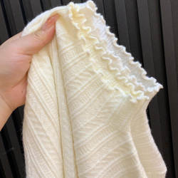 Korean-Style Soft and Fluffy Ruffled Sweater for Women, New Autumn and Winter Model, Stunning and Versatile, Slimming Knit Base Shirt Top, Trendy