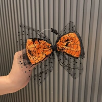 Оранжевая заколка в стиле Z1-2