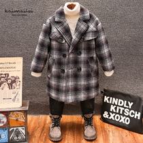 Boy plaid coat 2021 fashion baby tweed coat new winter childrens wear double-breasted striped coat tide