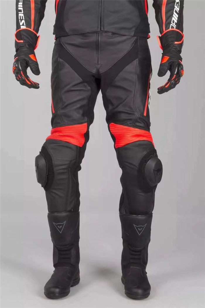 Spot) Dennis Dainese Delta 3 2018 new motorcycle fall-proof clothing riding leather pants grinding bag