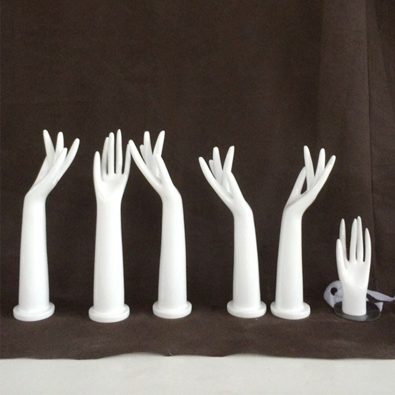 Model props hand model dummy hand simulation hand jewellery shooting props pendulum pieces yellow white hand die D3