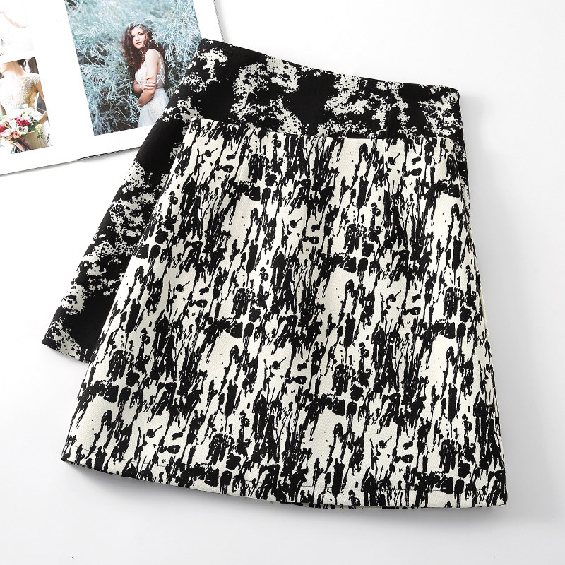 Black and white oil painting Wind half body dress woman autumn and winter high waist ink painting Han version retro-dyed bag hip-a-character short dress spring and autumn