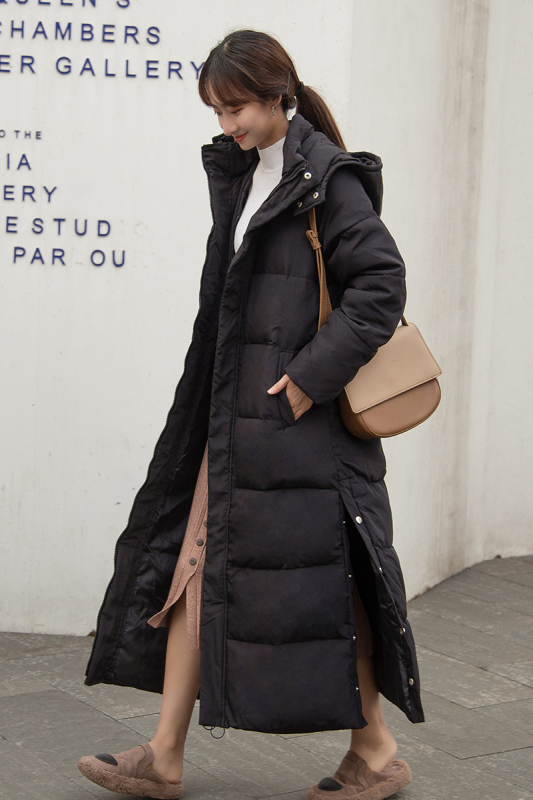 Women's Long down Jacket, Knee-Length, 2025 New Fashion Design, Waist-Cinching, Thickened Winter White Duck down Coat, Trendy