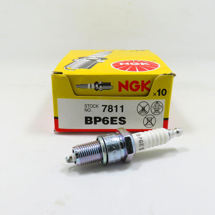 Motorcycle spark plug Changchun Jincheng Suzuki AX100 F5TC generator pump BP6ES water pump