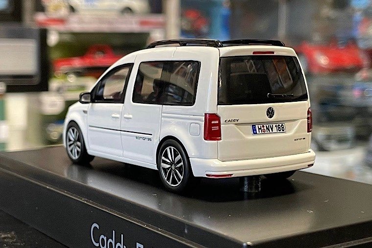 O1CN013w6jCL1zFK7LqbL3g !!305486684