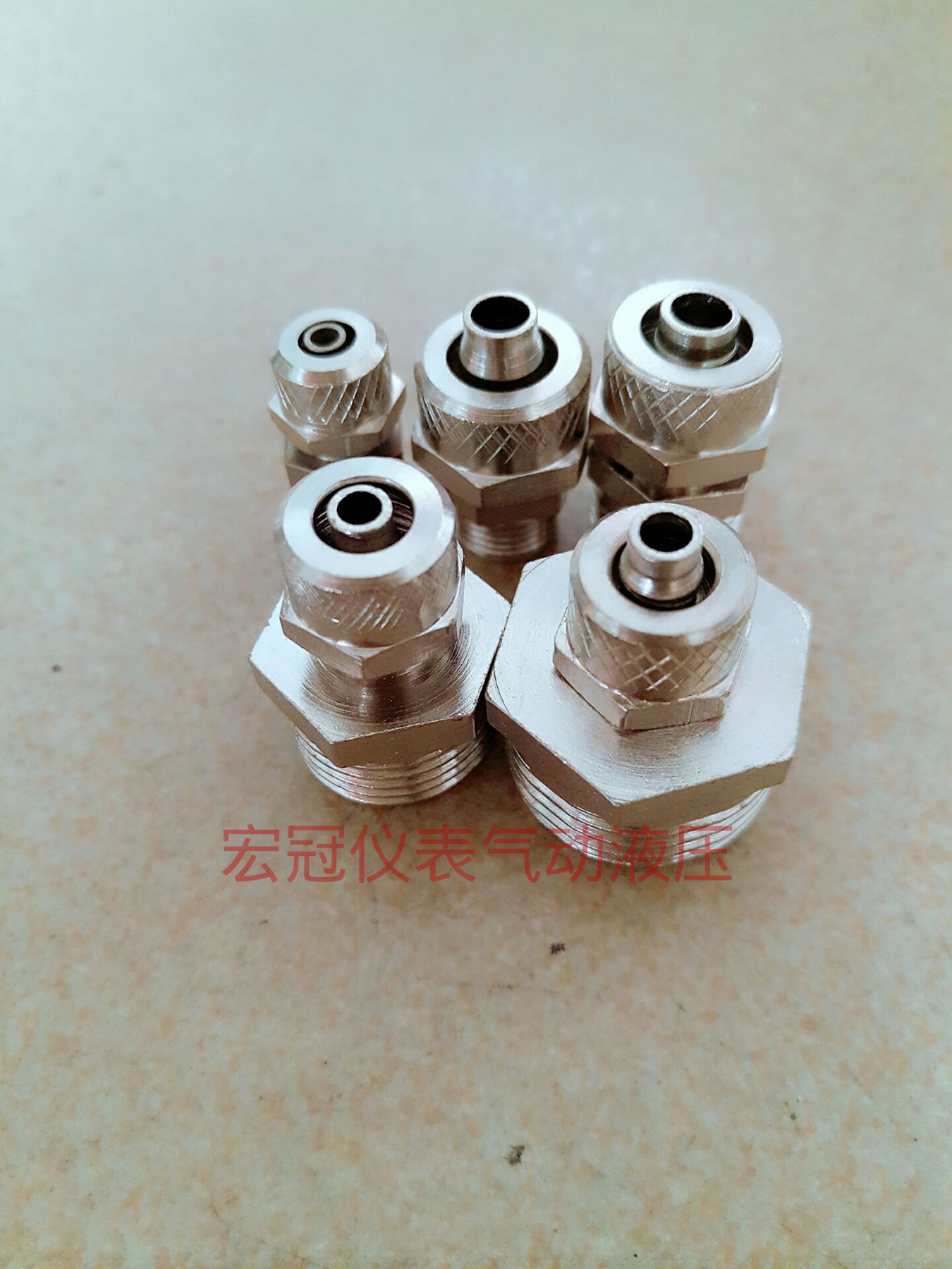 Copper - plated nickel - plated PC fast screw straight through lock mat joint quick - screw joint - pipe joint 2 minutes 4 points