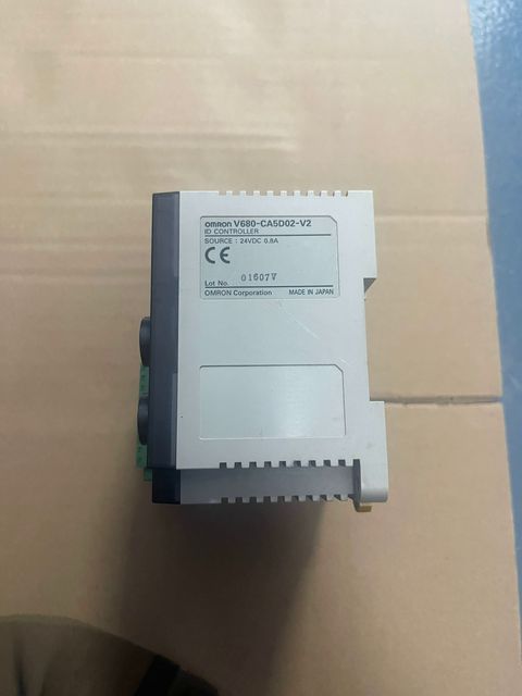 Omron V680-CA5D02-V2 ກະລຸນາສອບຖາມກ່ອນການປະມູນ