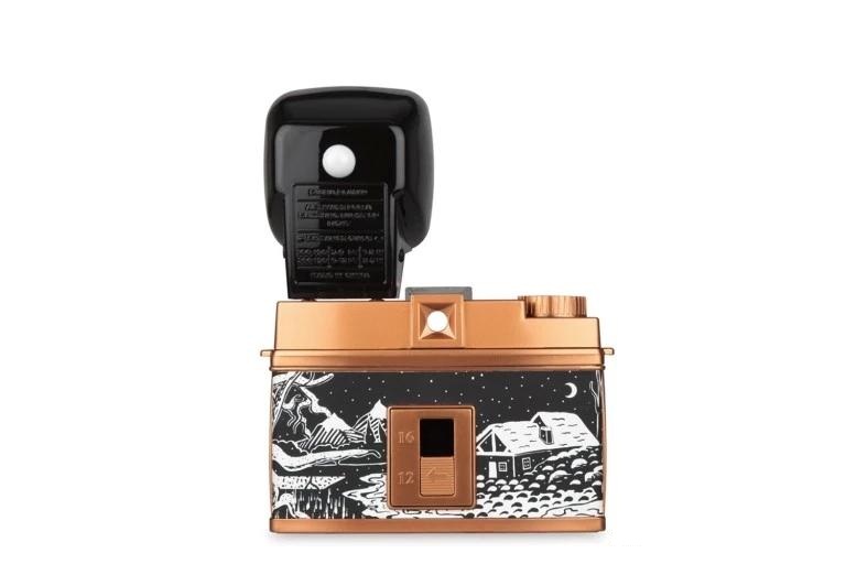 Máy ảnh LOMO DianaF + Diana 120 Máy ảnh Retro Explorer Nocturne Nocturne Phiên bản giới hạn