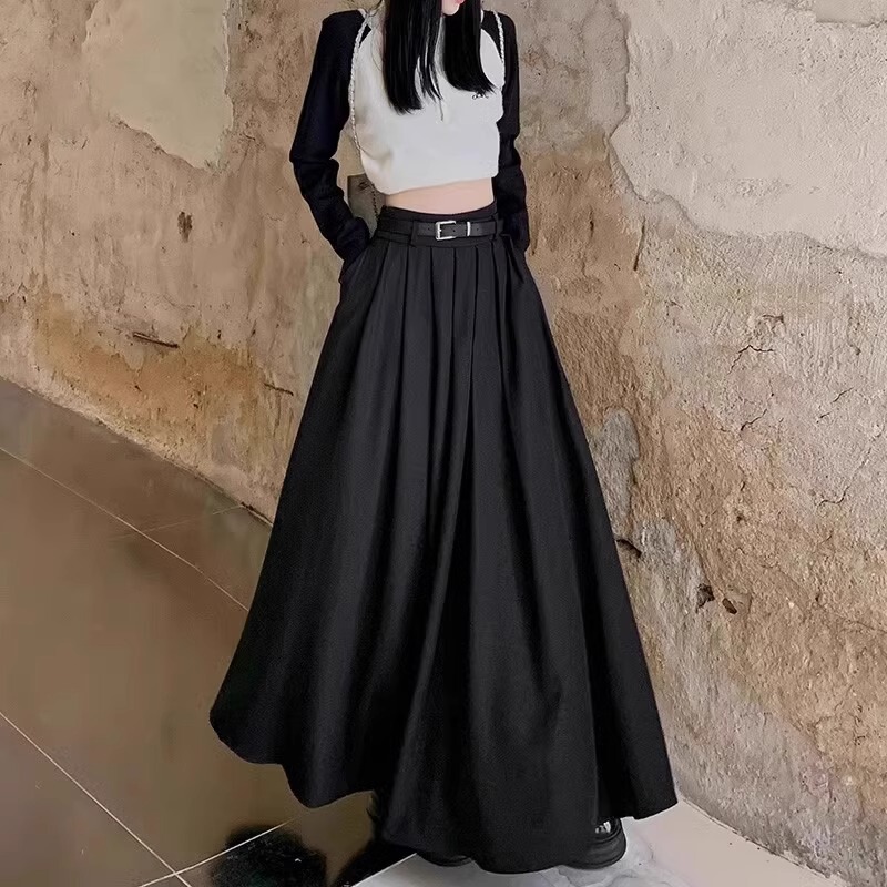 Tall Women's Black Midi Skirt with Large Hem, Summer Plus Size Slimming Extra-Long Pleated Skirt That Reaches the Ankles, Suit Skirt