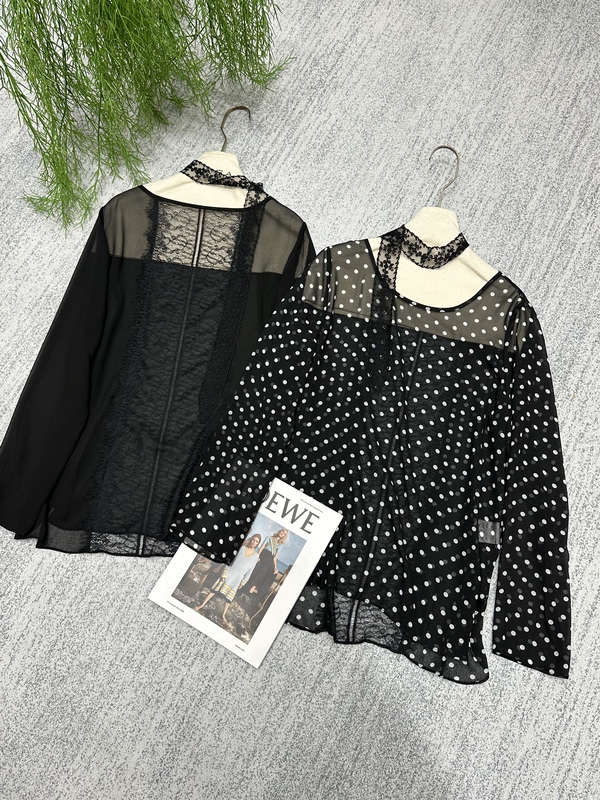 Miss Sha Europe Station 2026 Spring New Round Neck Back Lace Ribbon Long Sleeve Top Women's Sun Protection Shirt