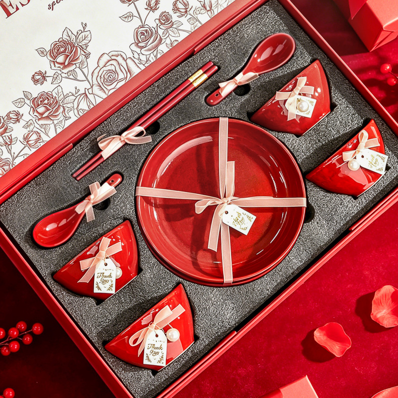 Chinese-Style Wedding Red Bowl and Plate Gift Box Set, Wedding Ceramic Bowls, Plates, Chopsticks, Tableware, Newlywed Bridesmaid Gift, Souvenir Gift Chinese-Style Wedding Red Bowl and Plate Gift Box Set, Wedding Ceramic Bowls, Plates, Chopsticks, Tableware, Newlywed Bridesmaid Gift, Souvenir Gift