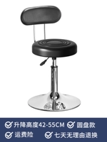 Диск темно-синей черной воды с волной