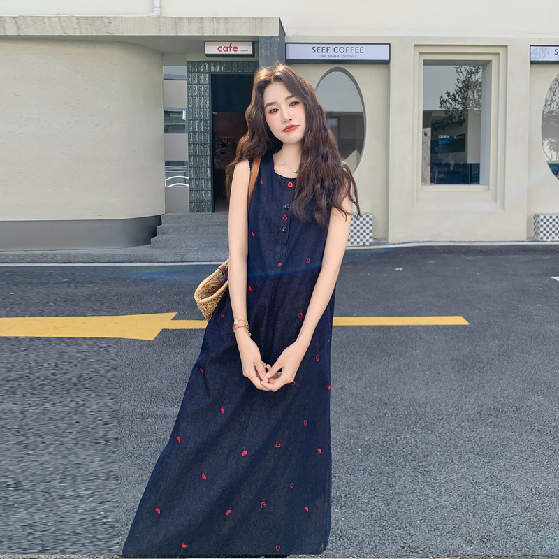 Dark Blue Heavy-Duty Heart Embroidery Sleeveless Dress 2026 New Women's Spring and Summer Trendy Beautiful Tank Dress