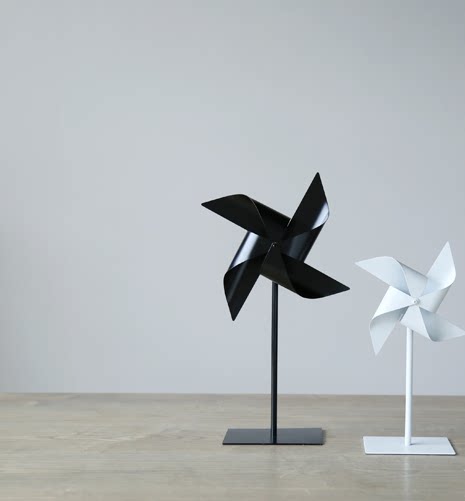 Model room living room study after modern minimalist Nordic black and white geometry origin iron decoration parts