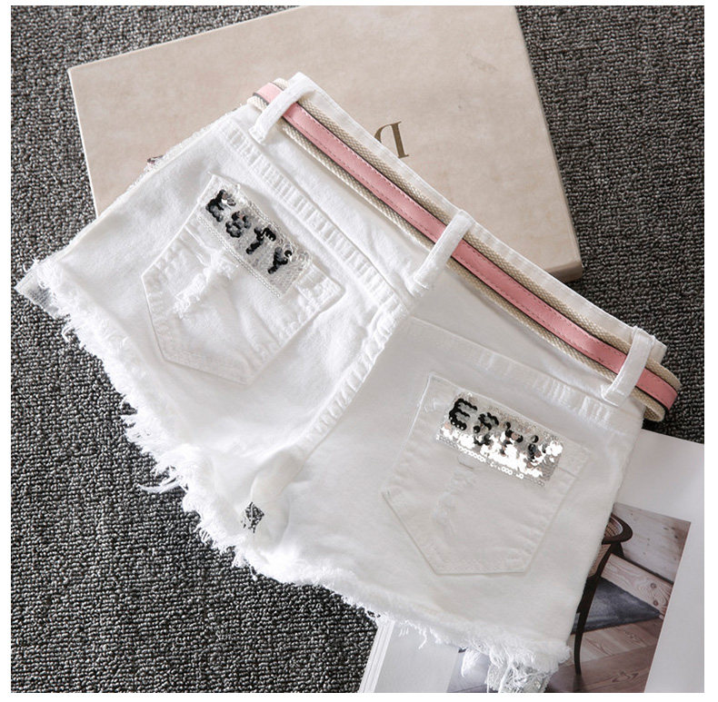White denim shorts female summer low waist spring new stylish body lift hip European station slim fit slim fit