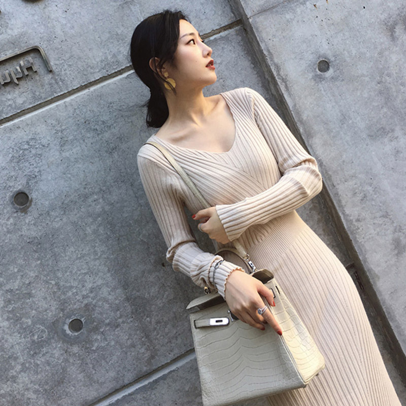 2022 autumn and winter women's temperament v-neck knee-high knit dress long version tight hip sweater bottoming shirt