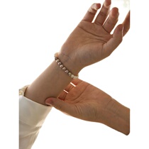 Live Room link gray pearl bracelet