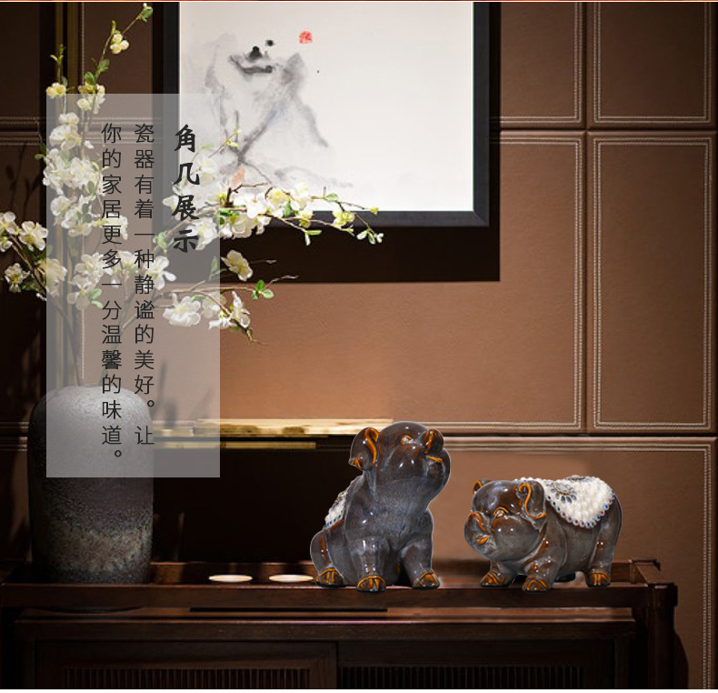 Jingdezhen ceramic up blessing pig furnishing articles creative gift sitting room TV cabinet decoration study of new Chinese style arts and crafts