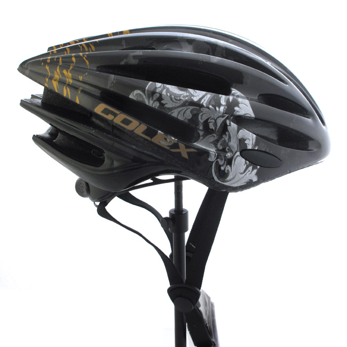 Export foreign trade defect ]Golex Jindian one-piece bicycle mountain bike helmet 27 holes large size