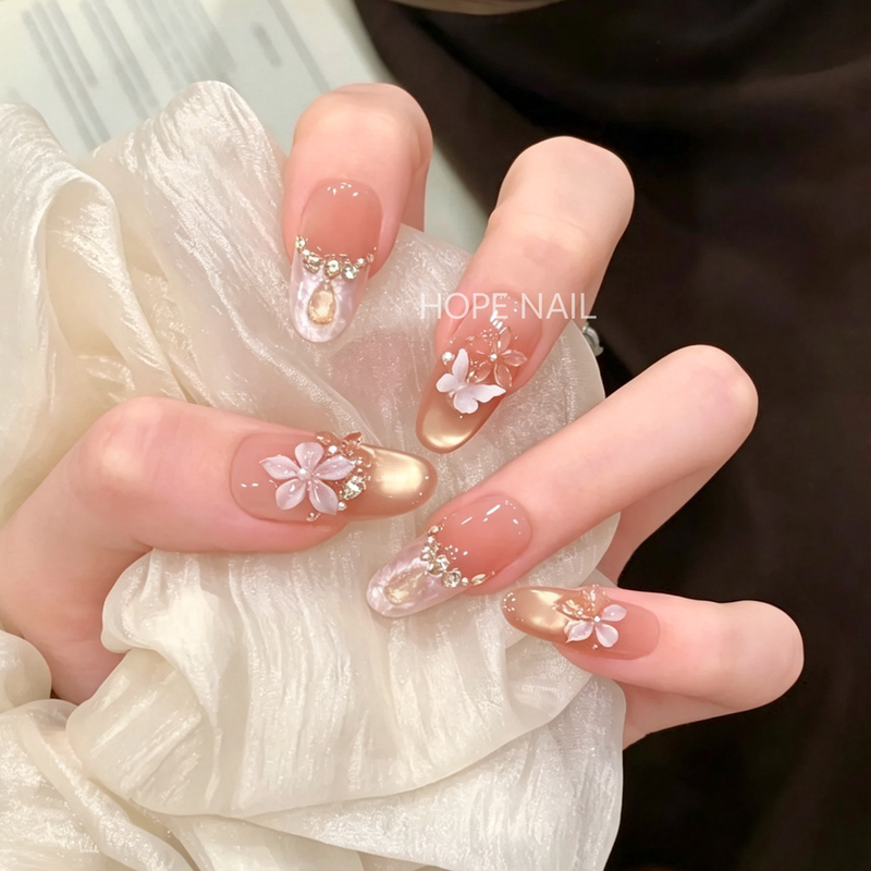 【Flower Lantern Gold】Elegant Chinese-Style Carved French Butterfly Cat-Eye Handmade Wearable Nails, Stylish Nail Patches 【Flower Lantern Gold】Elegant Chinese-Style Carved French Butterfly Cat-Eye Handmade Wearable Nails, Stylish Nail Patches