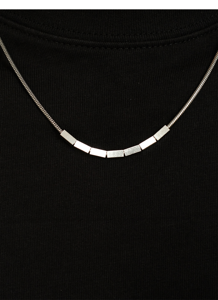 Rectangular necklace with minimalist hip-hop rap trendsetter fitness Instagram versatile titanium steel lock bone chain_voghion.com