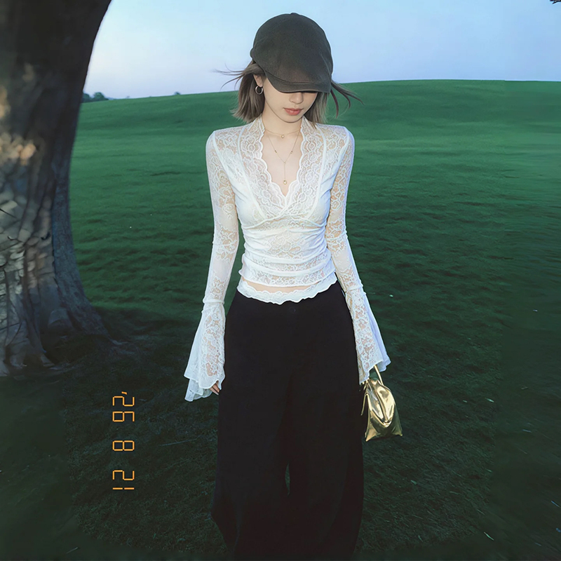 White V-Neck Lace Slim Fit Flared Long-Sleeve T-Shirt for Women, 2026 Autumn Trendy Unique and Beautiful Top for Travel Wear White V-Neck Lace Slim Fit Flared Long-Sleeve T-Shirt for Women, 2026 Autumn Trendy Unique and Beautiful Top for Travel Wear