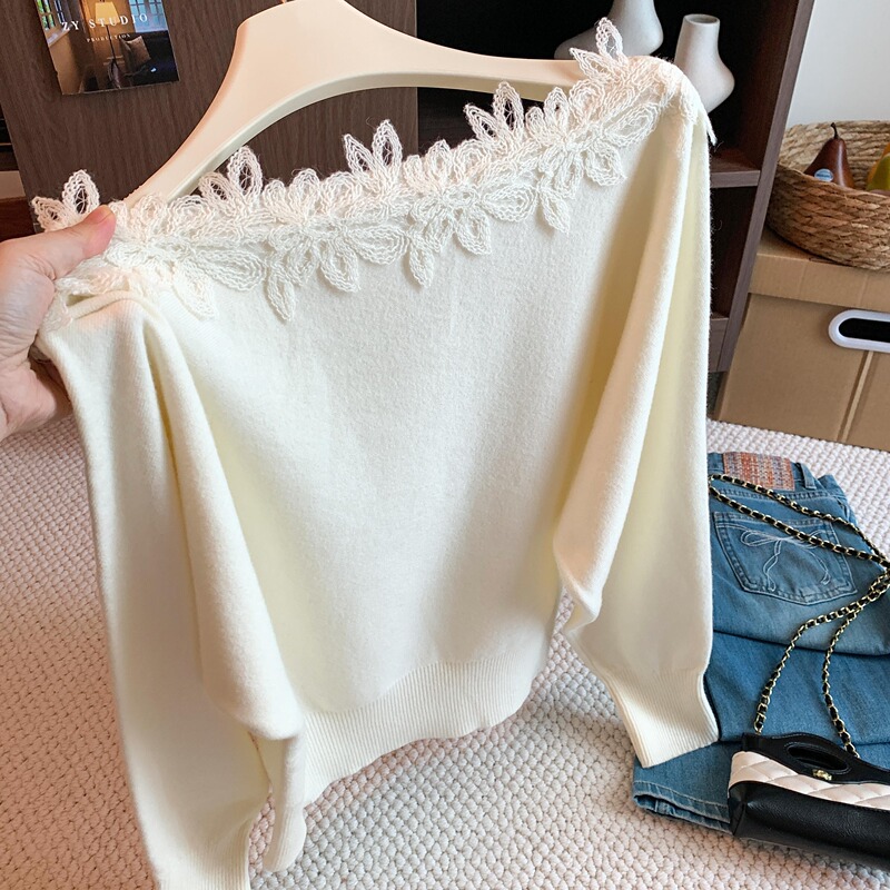 Chanel-Style Lace Trim Patchwork Off-Shoulder Knit Top for Women, Autumn Simple, Comfortable, Exquisite, Beautiful White Blouse Chanel-Style Lace Trim Patchwork Off-Shoulder Knit Top for Women, Autumn Simple, Comfortable, Exquisite, Beautiful White Blouse