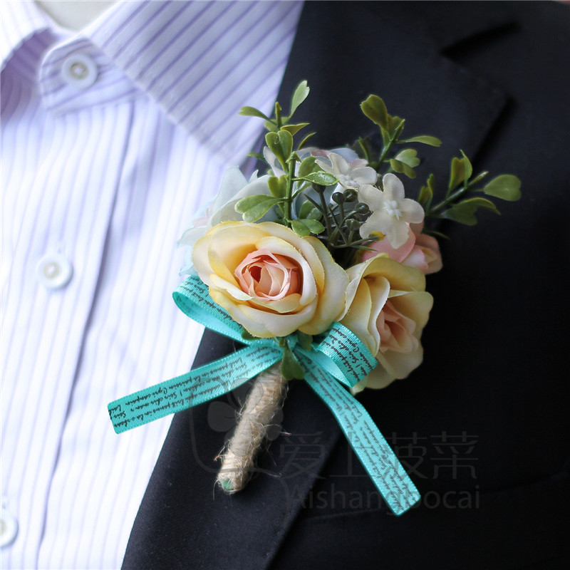 European and American wedding groom bride marriage conference leader simulation flowers high-end chest brothel bridesmaid Korean style