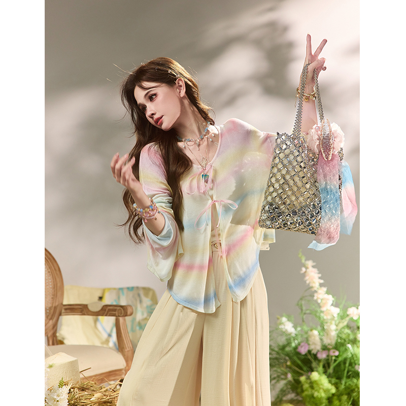 Tuntun Spring/Summer [Oxygen Gadgets, a Light and Airy Cardigan That Feels Like You'Re Not Wearing Anything] Fresh Rainbow Cardigan