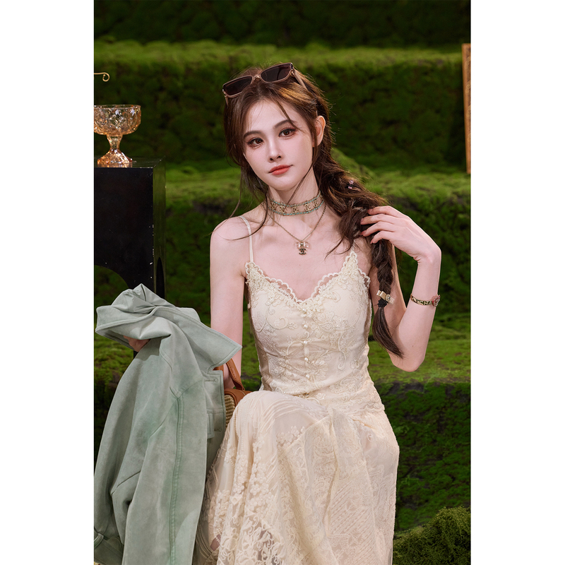 Tunt Spring/Summer [Thin Straps] Built-In Bra Pads French Heavy Craftsmanship Vine Pattern Jacquard Lace Camisole