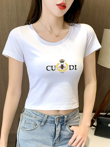 Черная короткая летняя футболка, короткий рукав, высокая талия, в обтяжку