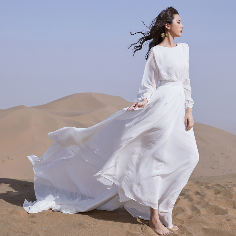 Beach Dress for Women, Seaside Vacation, Super Fairy-Like Dress, Sanya, Qinghai Desert, White Chiffon, Backless, Trailing, Large Skirt