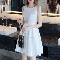 Small dress 2021 new temperament fairy dress super fairy waist thin white French skirt womens summer