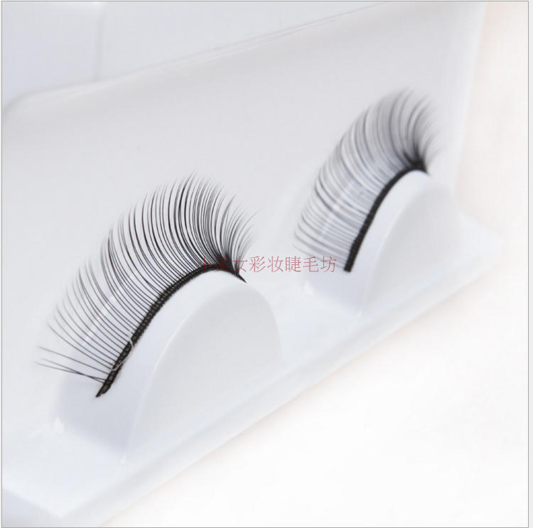 Cheng Linyuan người mới bắt đầu thực hành lông mi giả dạy lông mi công cụ duy nhất khác biệt thực hành lông mi 4 hộp - Các công cụ làm đẹp khác cọ đánh khối