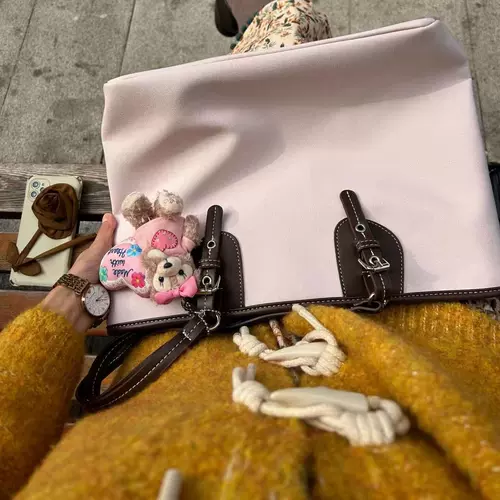 Вместительная и большая сумка на одно плечо, ноутбук