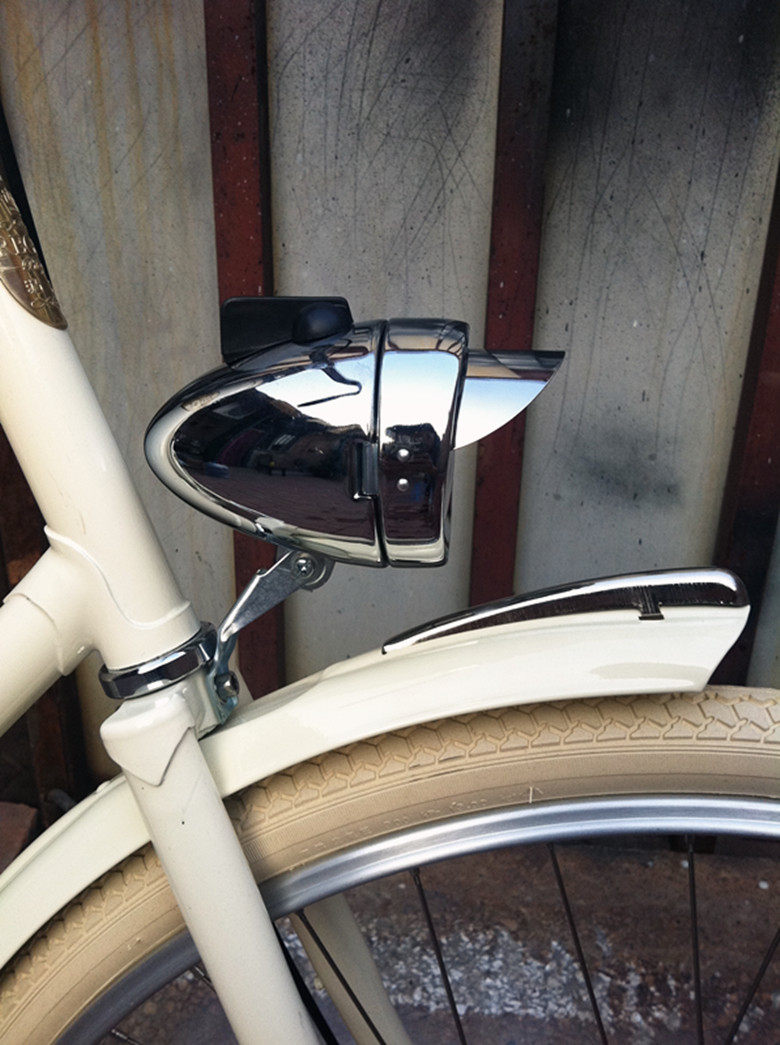 Lumière vélo - phare - Ref 2398328 Image 45