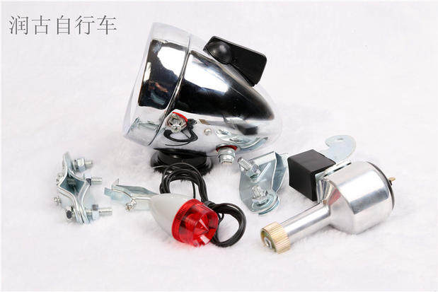 Eclairage pour vélo - phare - Ref 2398299 Image 38