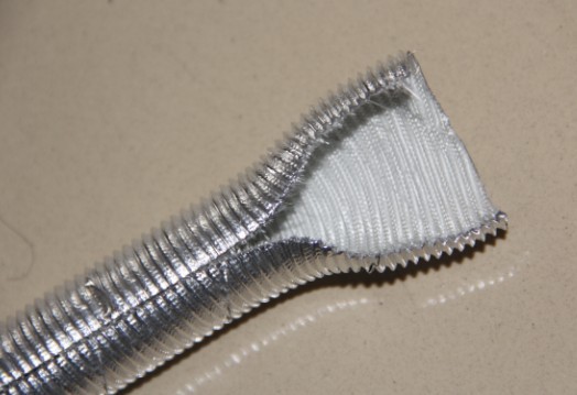 Anti-heat radiation car air conditioner low-pressure aluminum foil heat insulation casing bellows warm air pipe glass fiber high temperature fire prevention