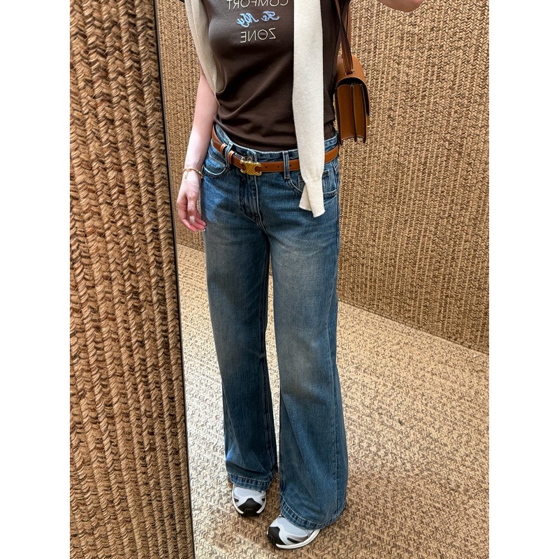 "Handmade Buttoned Jeans" Stylish Pants with a Soft, Wide Flare Cut That Flatters Thick Legs and Wide Hips, Non-Stretch "Handmade Buttoned Jeans" Stylish Pants with a Soft, Wide Flare Cut That Flatters Thick Legs and Wide Hips, Non-Stretch