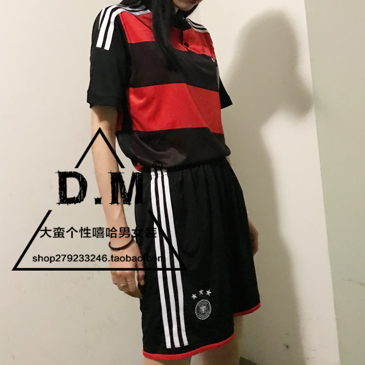 Quần áo bóng đá, học sinh nam và nữ, bộ đồ thể thao và giải trí, dịch vụ lớp học, thủy triều hip-hop, in DIY lỏng lẻo 	quần áo bóng đá nam đẹp